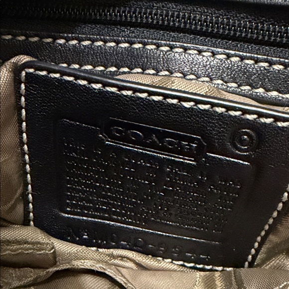 Coach Elegant Black Leather Tote Bag - Picture 8 of 10